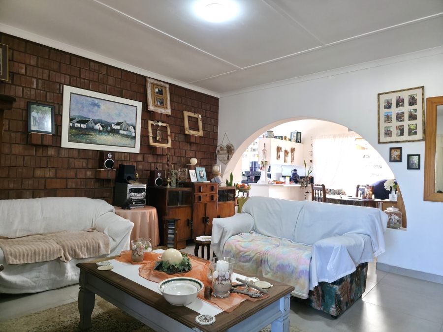 3 Bedroom Property for Sale in Wavecrest Eastern Cape